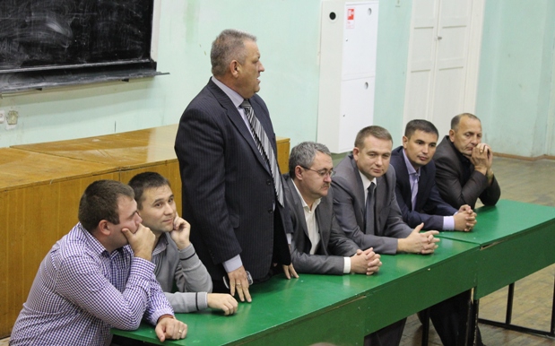 Представители администрации Казанского ГАУ на встрече со студентами, проживающими в общежитии